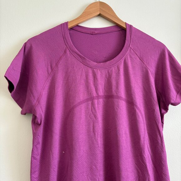 Lululemon Athletic Swiftly Tech Short Sleeve Shirt 2.0 Magenta Women’s Size 14 - Picture 3 of 6